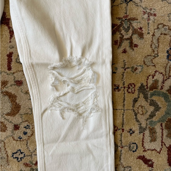 Agolde Riley Distressed Crop Jeans - Picture 10 of 10